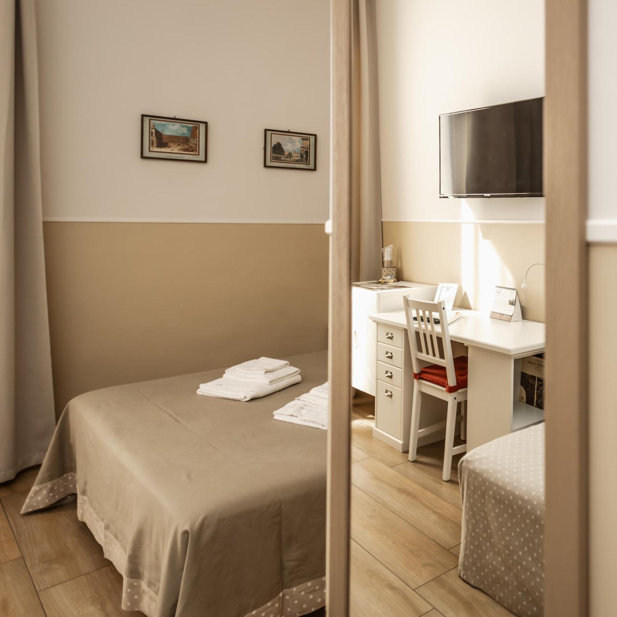 Il Tiro Rooms Bologne Extérieur photo
