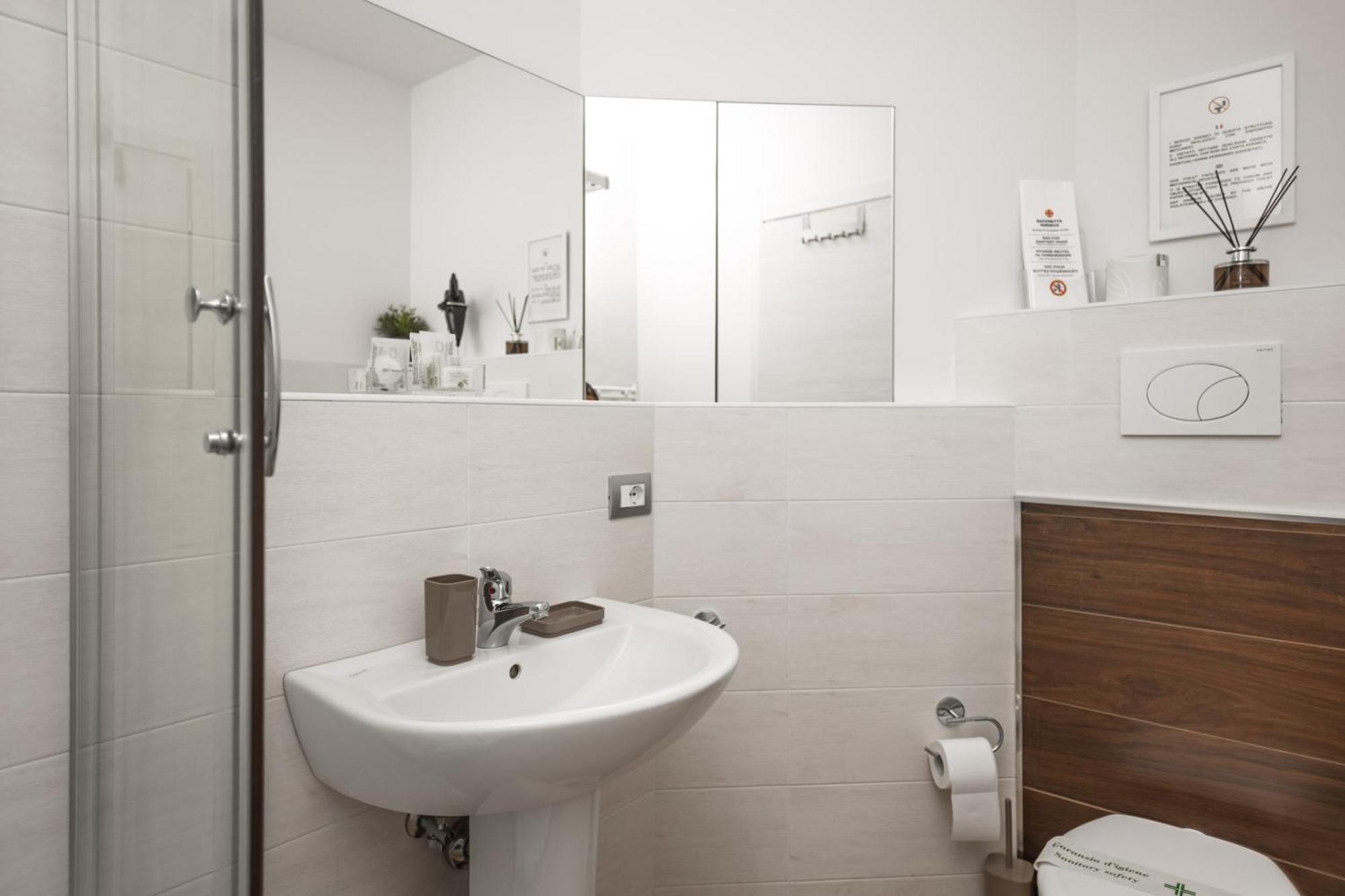 Il Tiro Rooms Bologne Extérieur photo