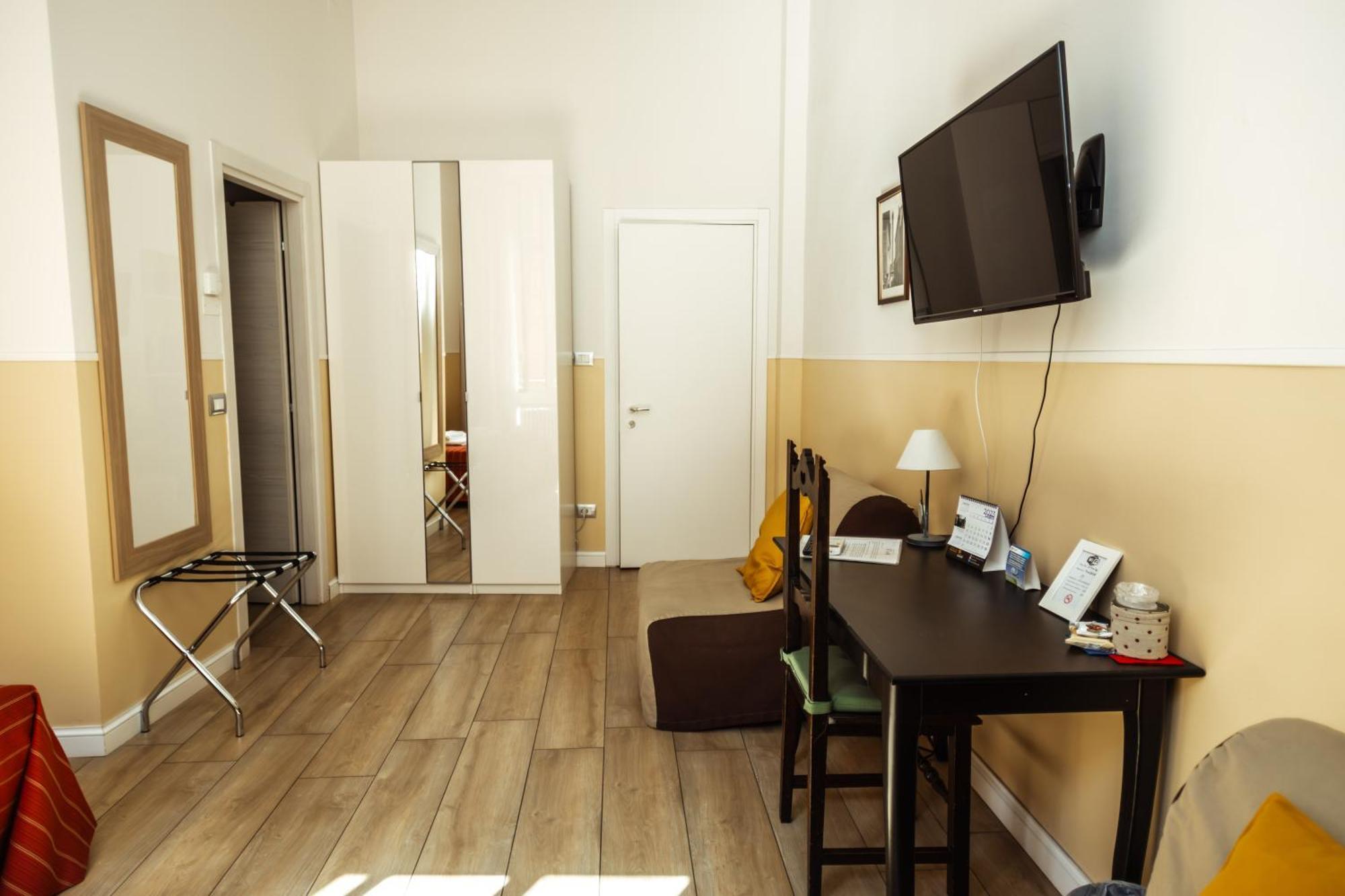 Il Tiro Rooms Bologne Extérieur photo