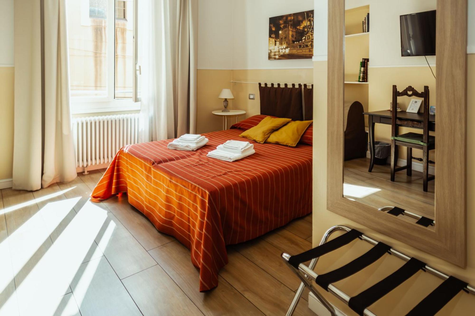 Il Tiro Rooms Bologne Extérieur photo