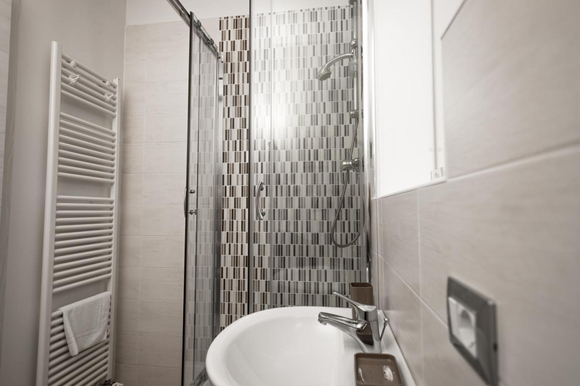 Il Tiro Rooms Bologne Extérieur photo